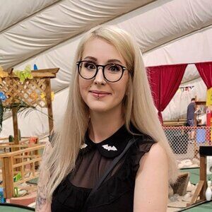 Meet your Posher, Rain